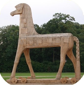 Trojanisches Pferd (München, Königsplatz- August 2006)